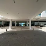 Morros 922 Seaside Retreat